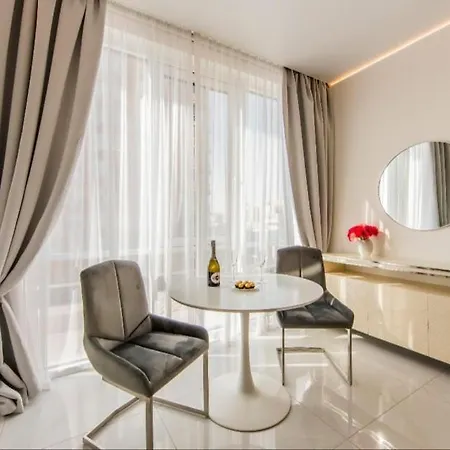 קייב 1 Room 50M2 Center Of Obolon Near River Side. Smart Plaza מראה חיצוני תמונה