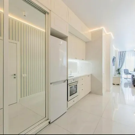 קייב 1 Room 50M2 Center Of Obolon Near River Side. Smart Plaza מראה חיצוני תמונה