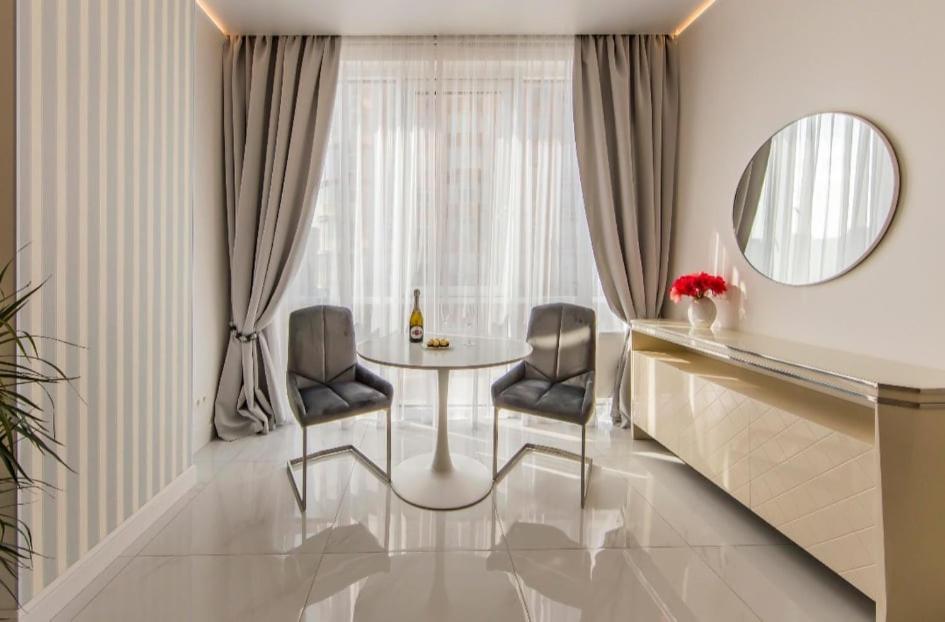 Apartment 1 50m2 Center Of Obolon Near River Side. Smart Plaza Kiew