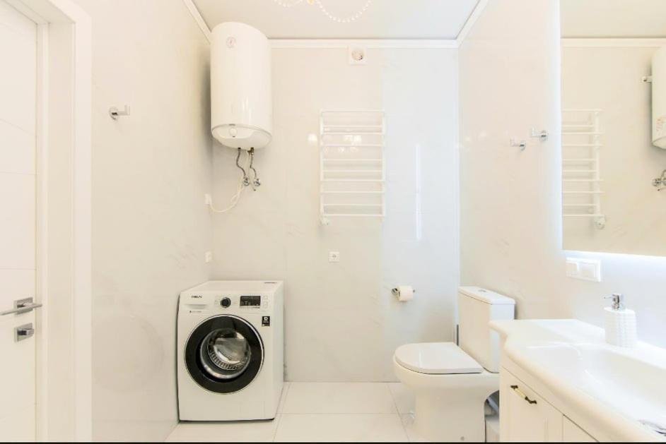 Apartment 1 50m2 Center Of Obolon Near River Side. Smart Plaza *